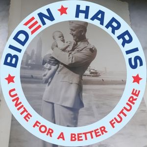 Meet your Posher, Joni